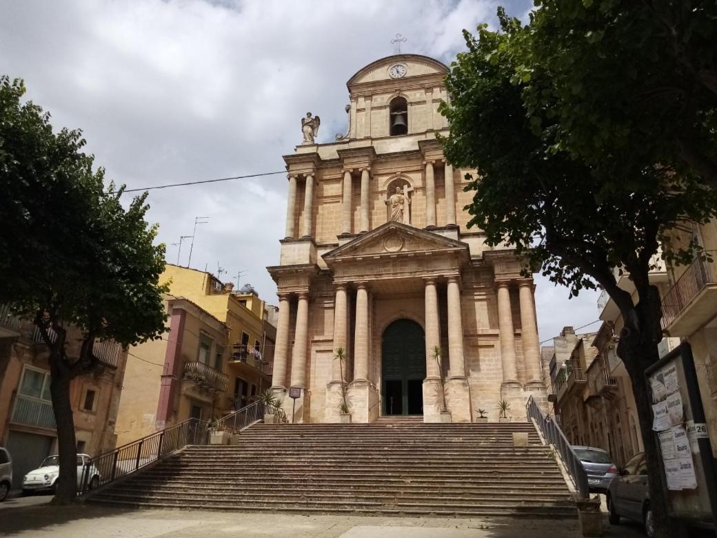 Piazza Salvatore 7, Gocce Di Sicilia Ragusa Exterior foto